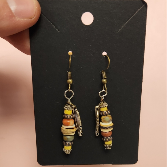 Earrings - Picture 4 of 4